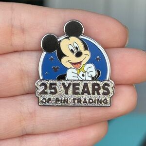Disney Parks WDW Hidden Disney 2025 Wave A Mickey 25 Years of Pin Trading Pin